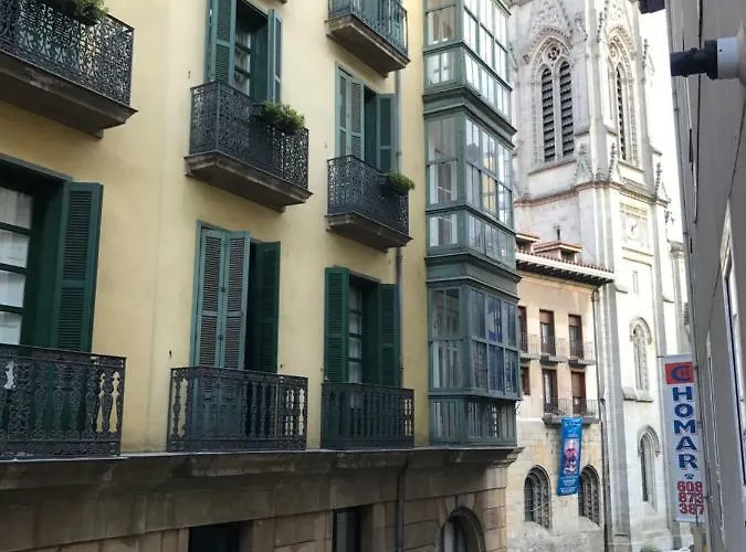 Mirador Catedral De Santiago Homestay szállás Bilbao