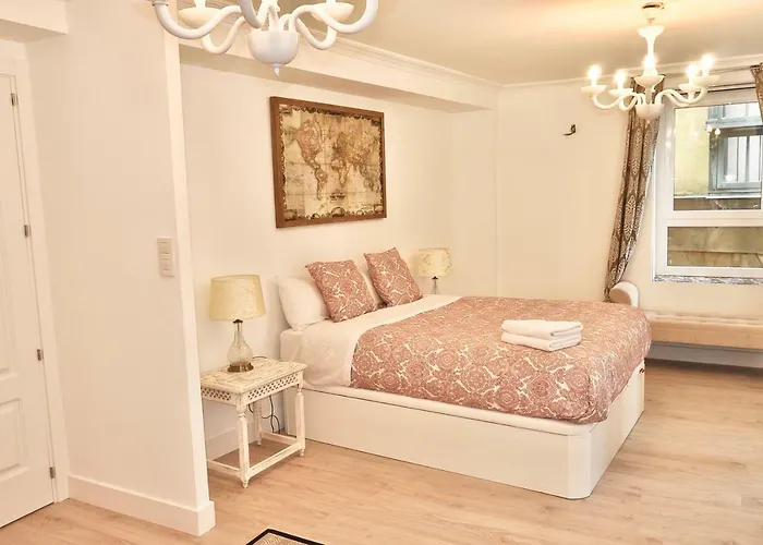 Mirador Catedral De Santiago ホームステイ ビルバオ